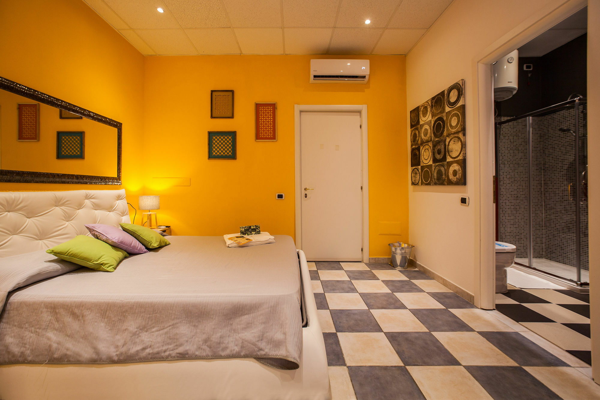 Chambres Du Monde Cagliari Buitenkant foto